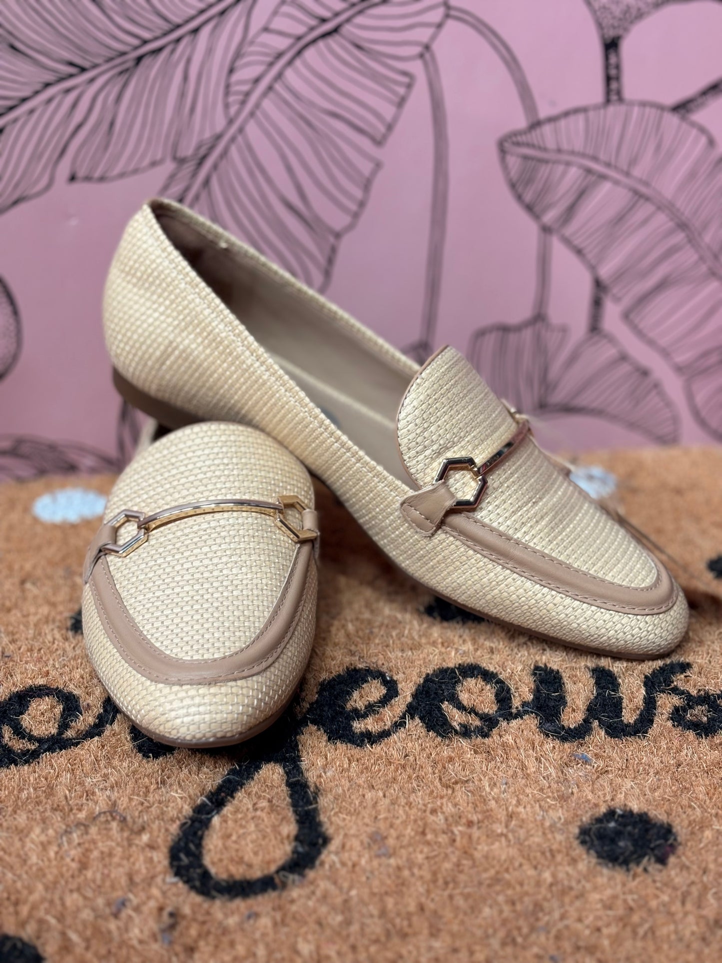 Arezzo Snaffle Pumps